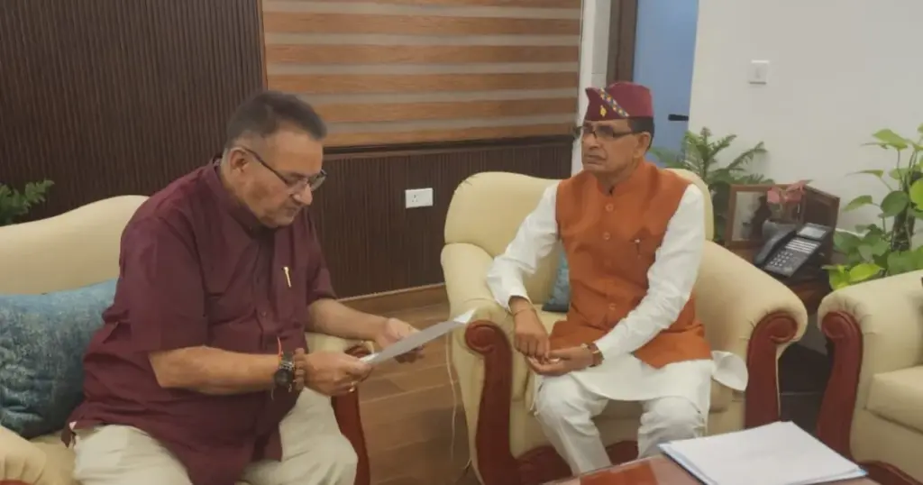 कृषि मंत्री गणेश जोशी, शिवराज सिंह चौहान